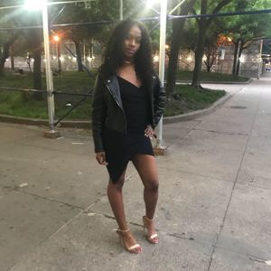 Meet your Posher, Ebony